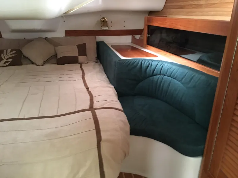1998 Catalina 380