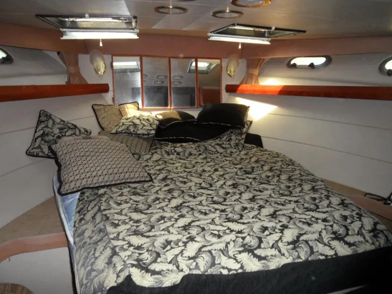 1990 Bayliner 4588 Pilothouse