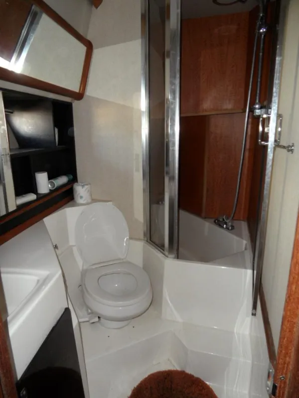 1990 Bayliner 4588 Pilothouse