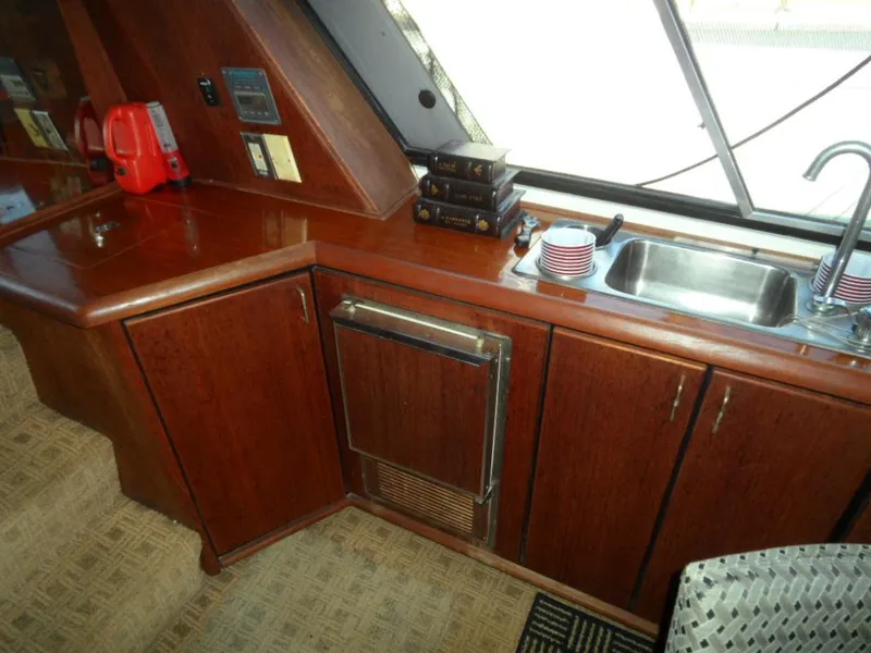 1990 Bayliner 4588 Pilothouse
