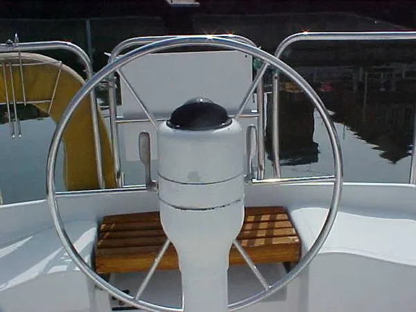 1985 Hunter 28.5 Sloop