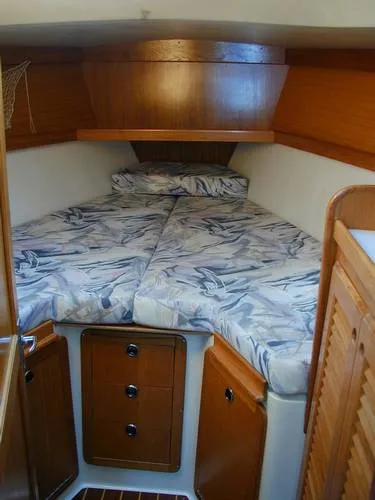 V-berth