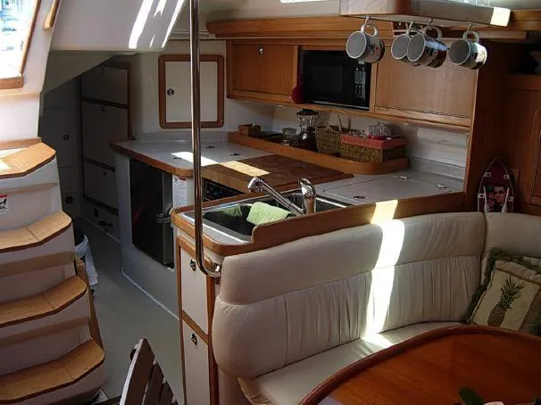 2005 Catalina 42 MkII