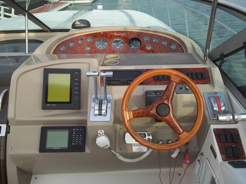 Helm Station