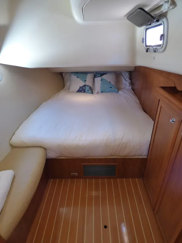 Starboard aft cabin