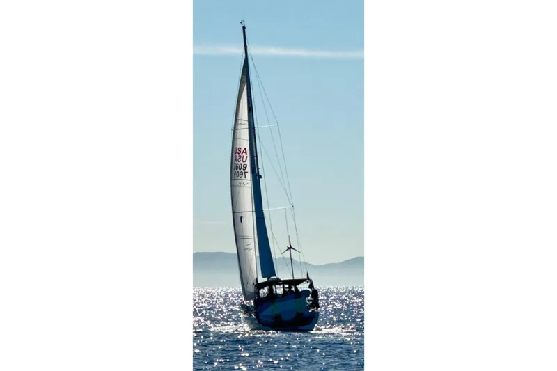 Sailing yacht Beneteau Oceanis 37 (2010) gliding on sparkling water.