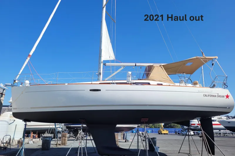 2011 Beneteau Oceanis 37 sailboat, "California Dream," during 2021 haul out.