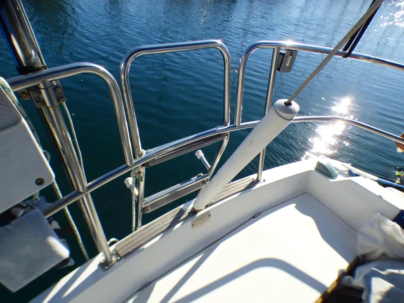 1985 Catalina 36 ft. Sloop
