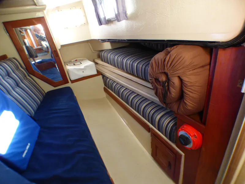 1985 Catalina 36 ft. Sloop
