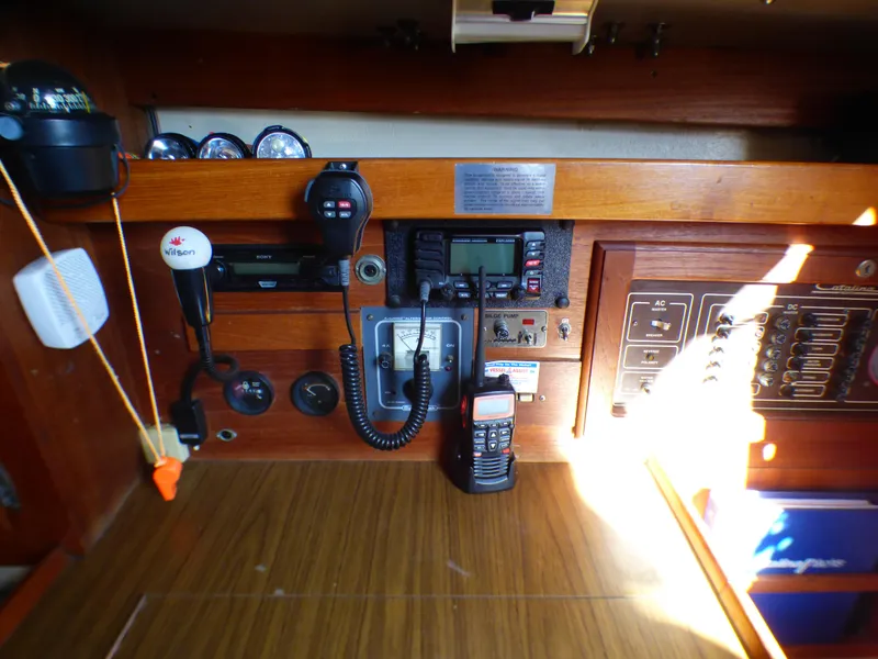 1985 Catalina 36 ft. Sloop
