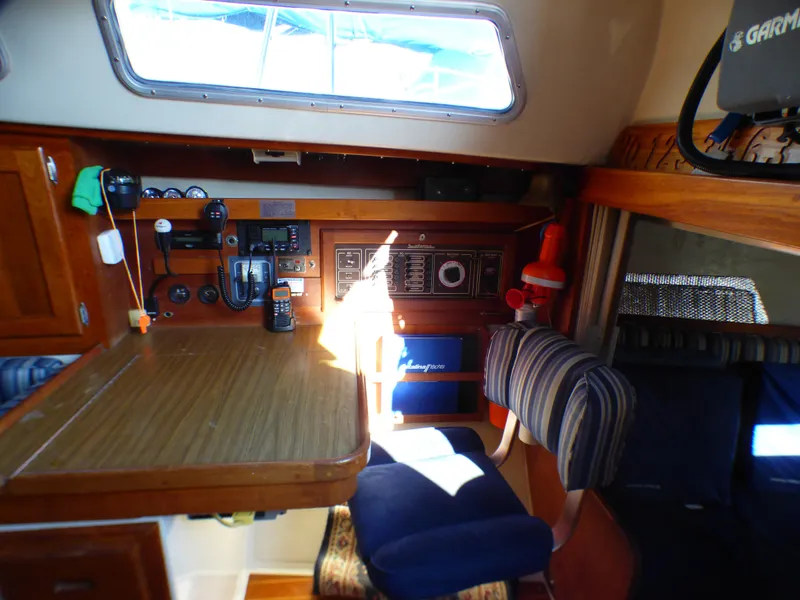 1985 Catalina 36 ft. Sloop