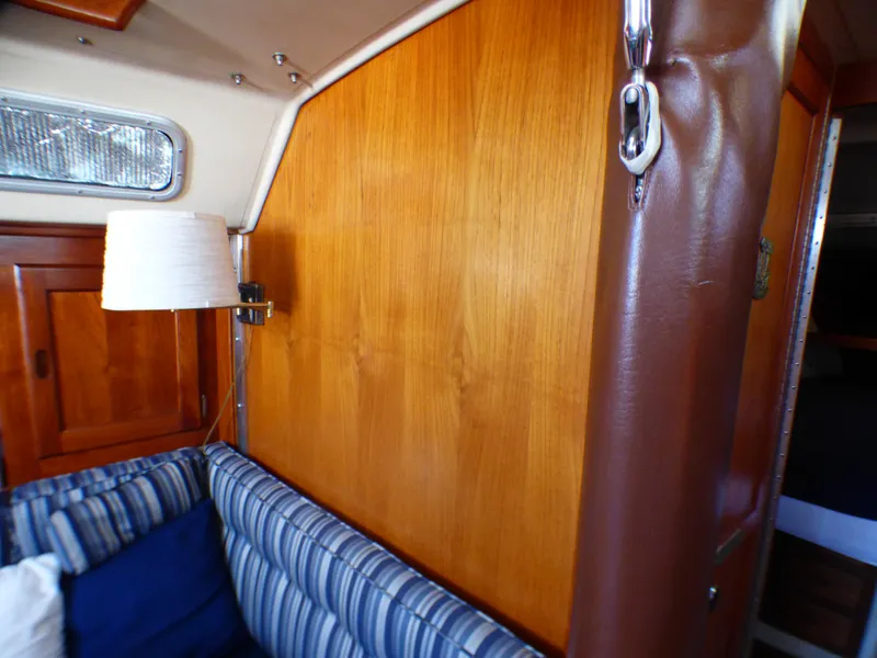 1985 Catalina 36 ft. Sloop