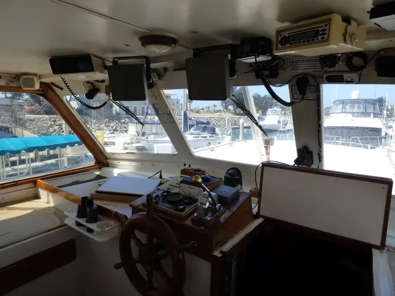 1982 Roughwater 41