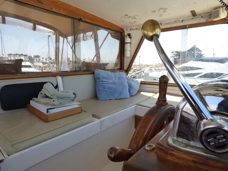 1982 Roughwater 41