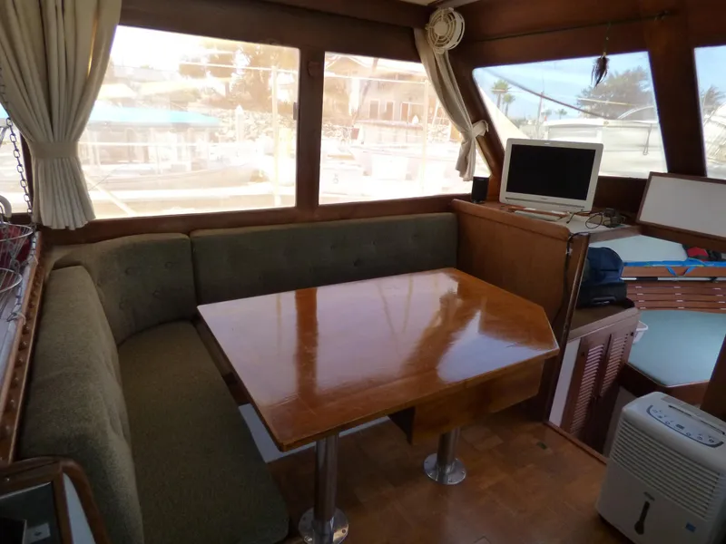 1982 Roughwater 41