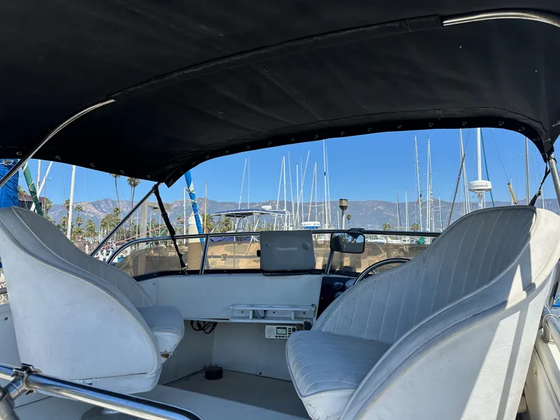 Flybridge seating