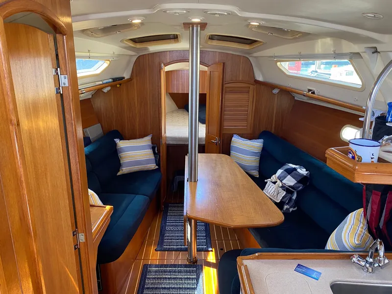 2002 Hunter 326