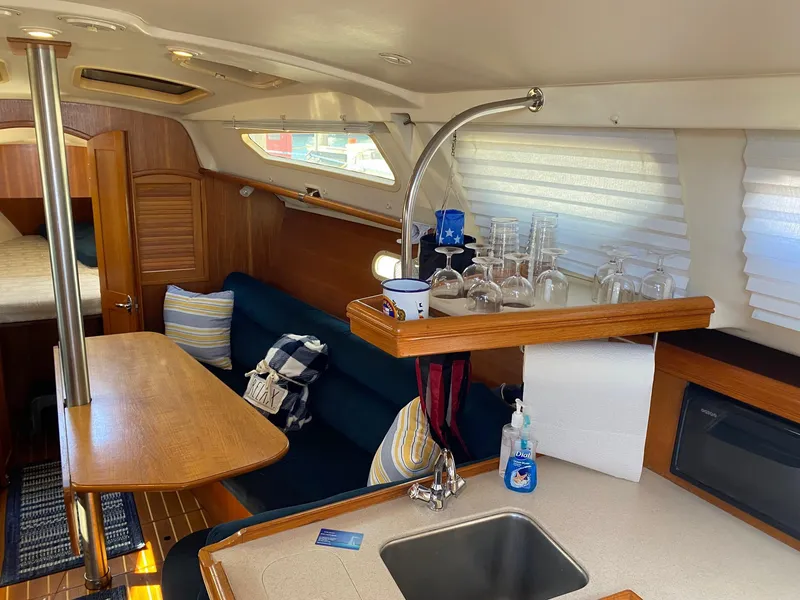 2002 Hunter 326