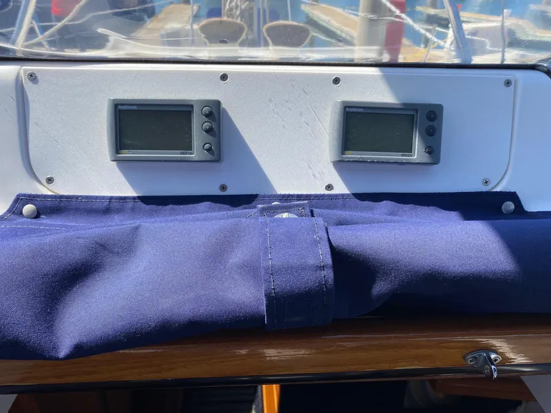 2002 Hunter 326