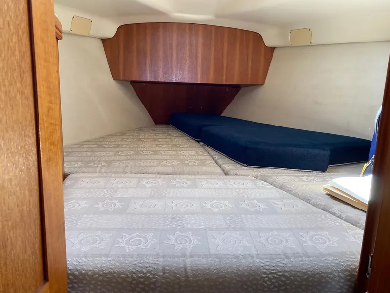 2002 Hunter 326