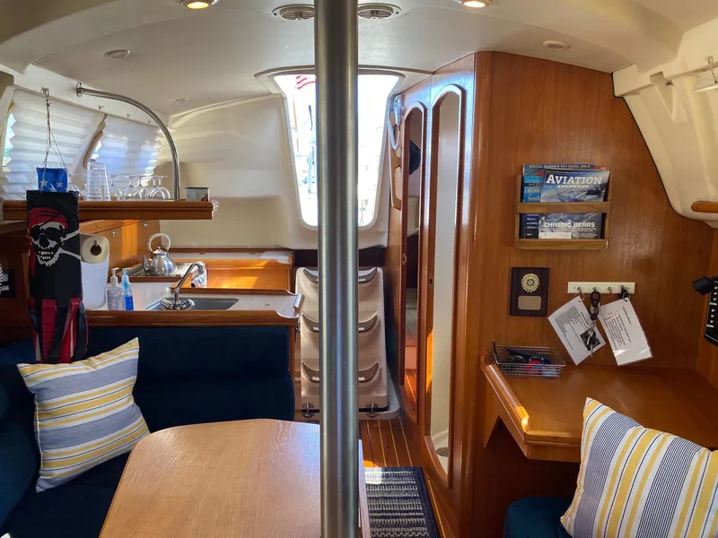 2002 Hunter 326