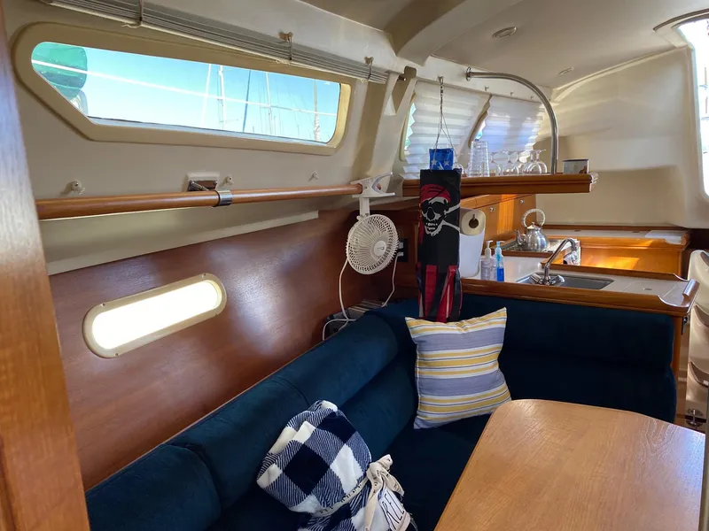 2002 Hunter 326
