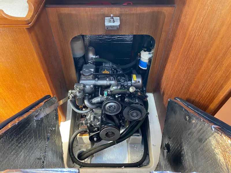 2002 Hunter 326