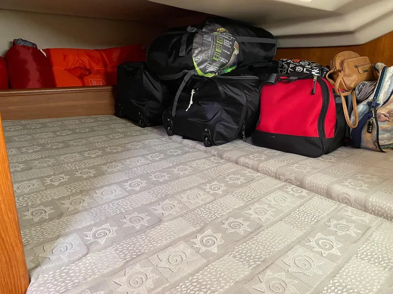2002 Hunter 326