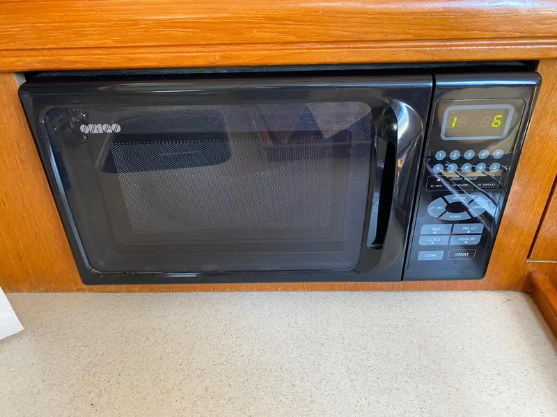 2002 Hunter 326