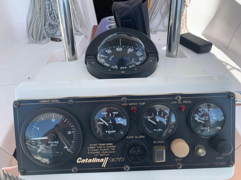 2012 Catalina 385
