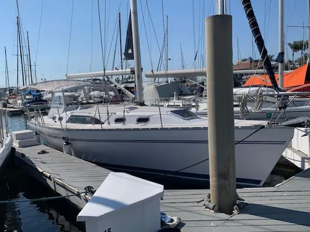 2012 Catalina 385