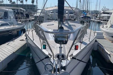 2012 Catalina 385