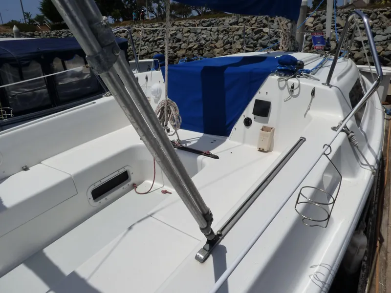 2000 Catalina 250