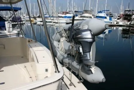 Dinghy & davit