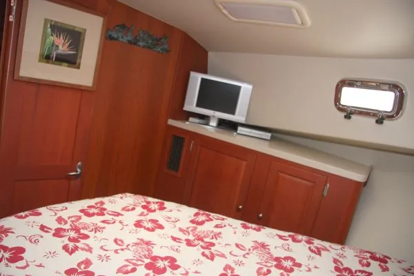 2004 Mainship 400 Trawler