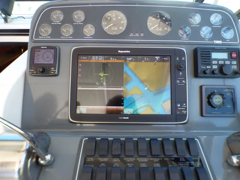 Helm Electronics