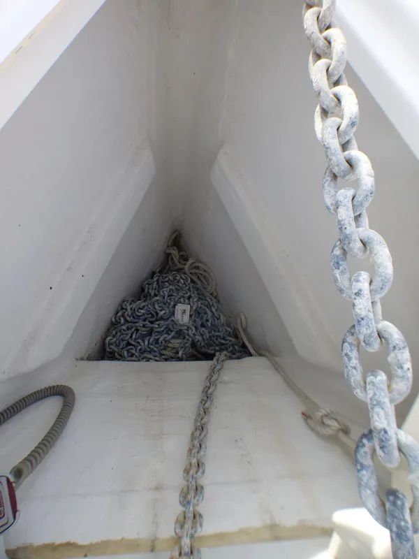 Deep Anchor Rode Locker in Forepeak