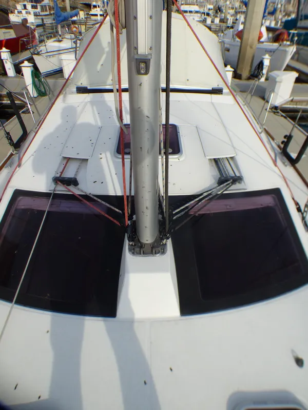 2011 Jeanneau 42 DS