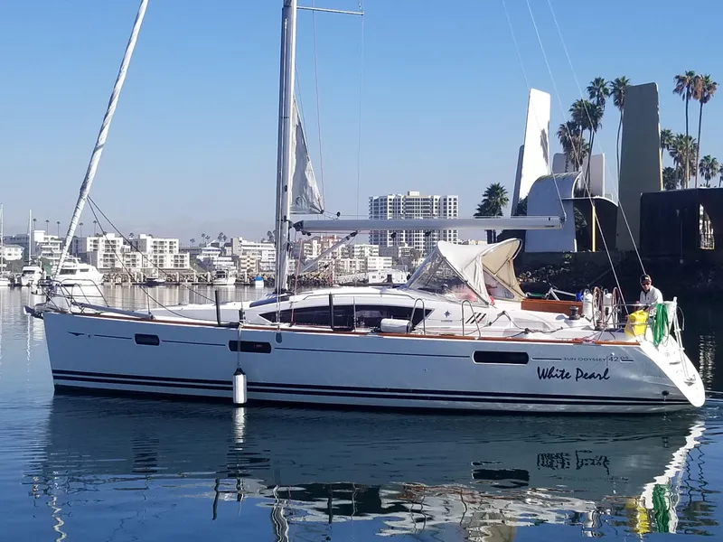 2011 Jeanneau 42 DS