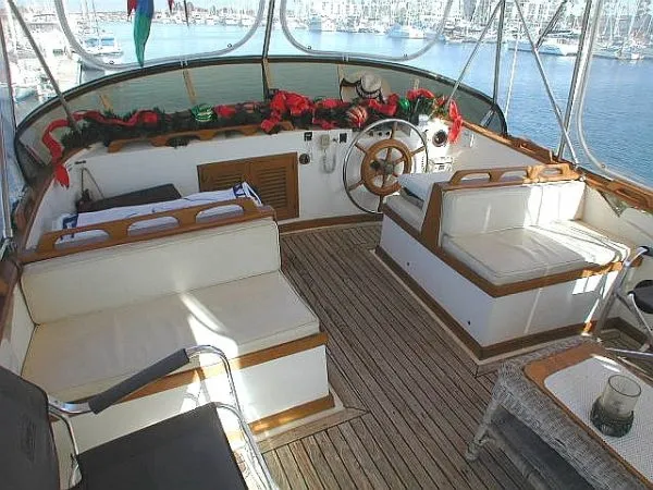 1980 Hershine Trawler