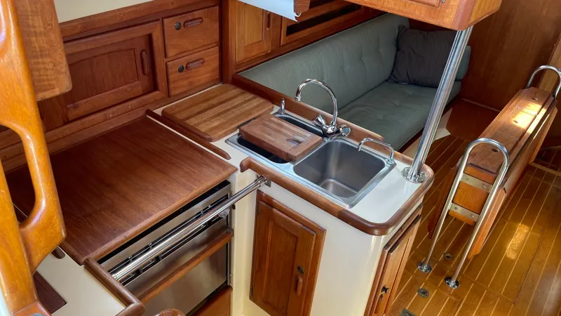 1992 Pacific Seacraft Cutter
