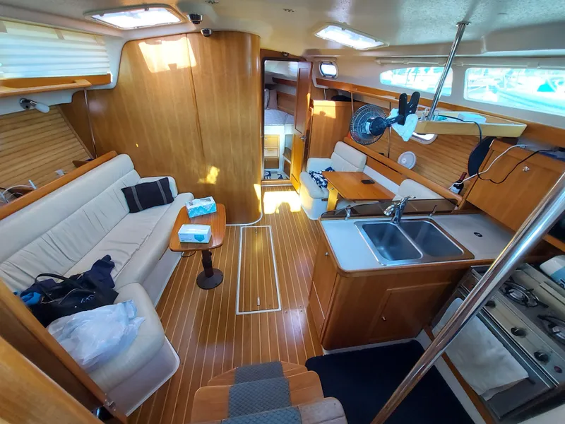 2008 Catalina 350 MkII