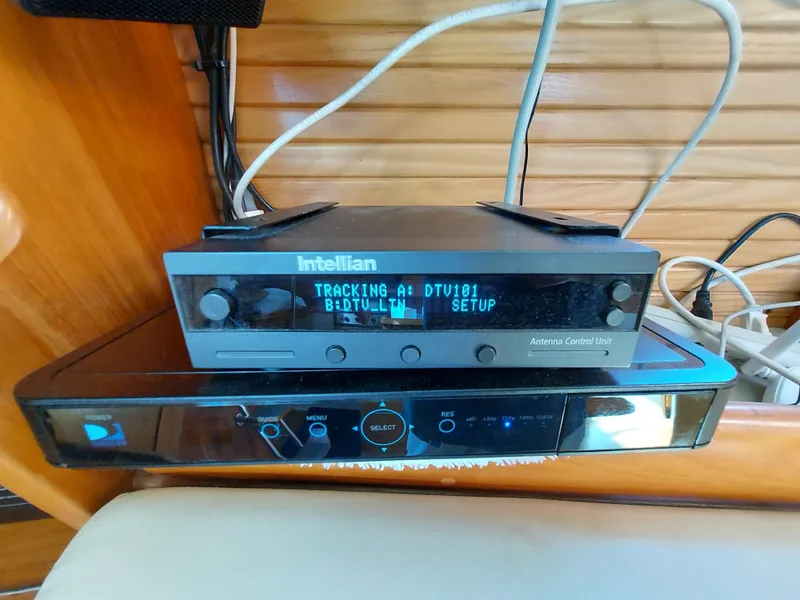 2008 Catalina 350 MkII