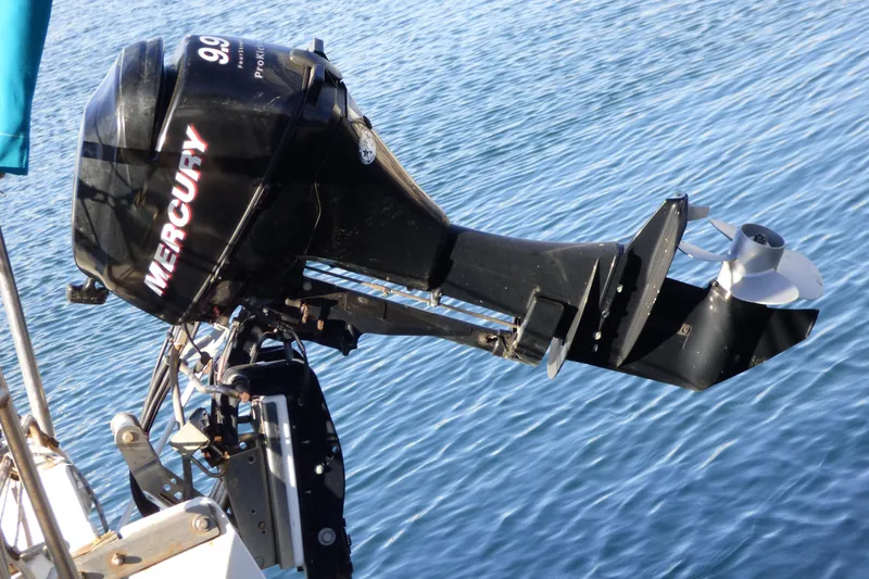 Mercury 9.9hp 4-stroke