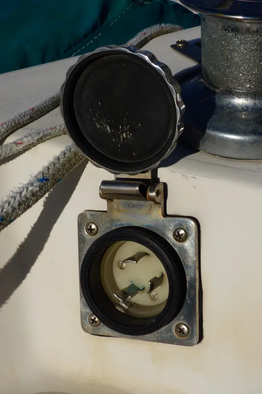 1984 Catalina 25 Standard Rig Sloop