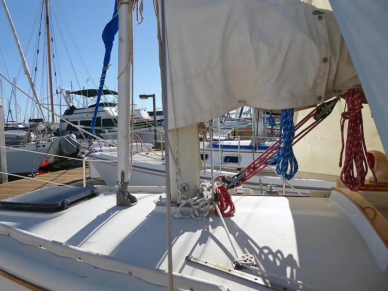1983 Pacific Seacraft Orion 27