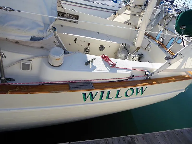 1983 Pacific Seacraft Orion 27