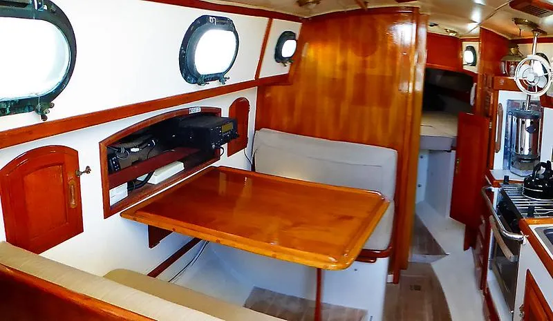 1983 Pacific Seacraft Orion 27