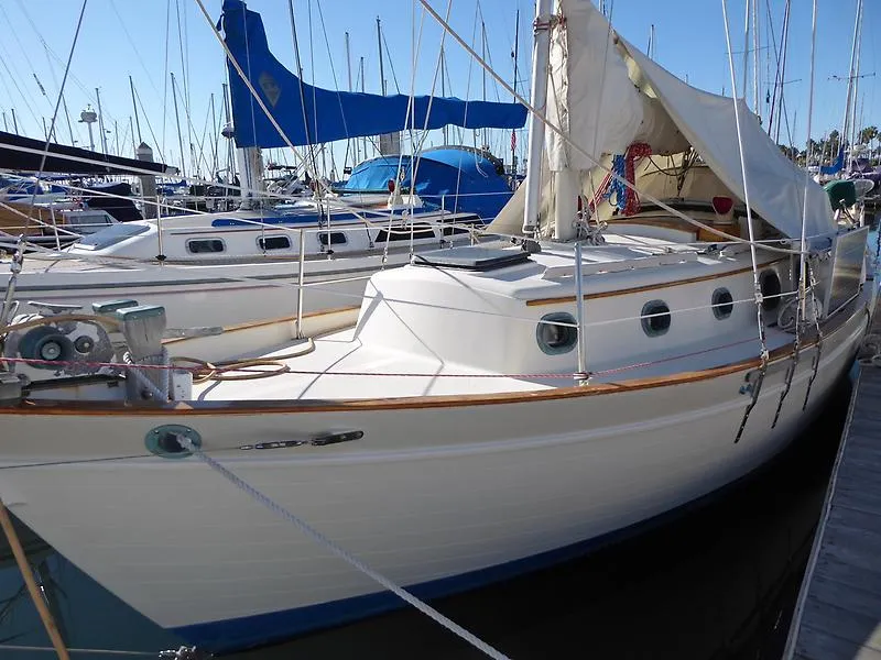 1983 Pacific Seacraft Orion 27