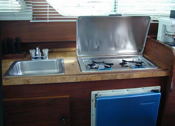 1981 Tollycraft